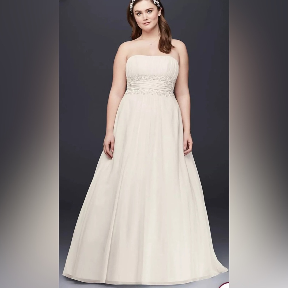David's Bridal Chiffon A-Line Wedding Dress with Beads Style# 9V9743 16W Ivory
